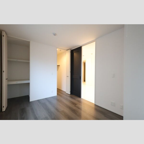 その他 (洋室(6帖・室内物干し付き))