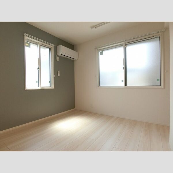 その他 (洋室6帖(エアコン・室内物干し付き))