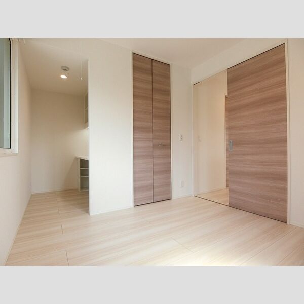 その他 (洋室6帖(エアコン・室内物干し付き))