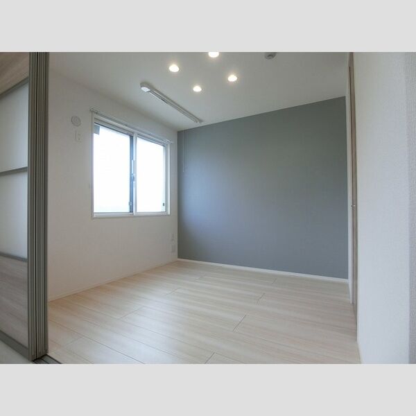 その他 (洋室4,5帖(室内物干し付き))