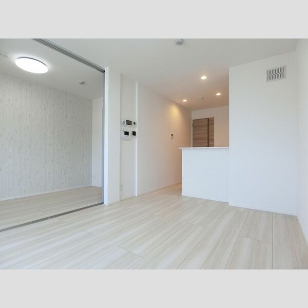 その他 (LDK10,5帖(高効率エアコン付き))