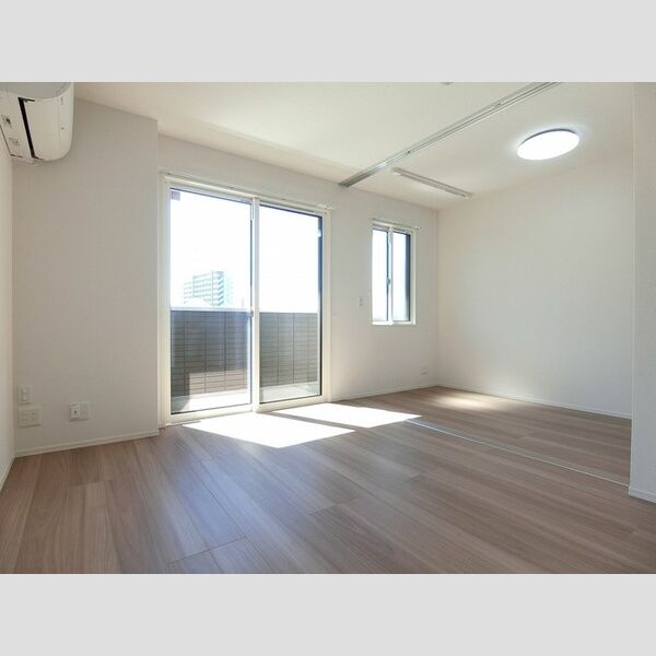 その他 (LDK10,6帖(高効率エアコン付き))