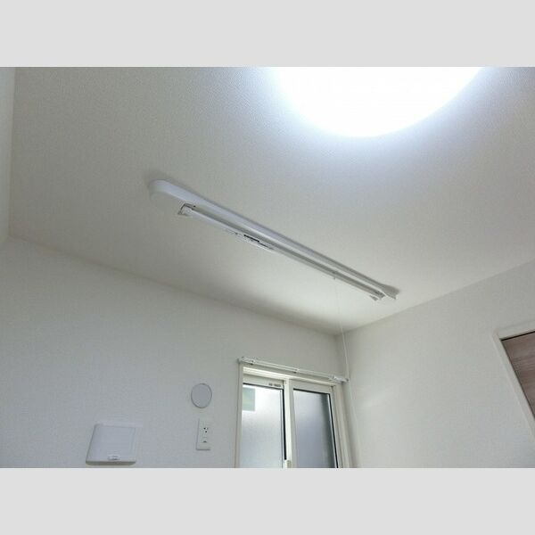 その他 (室内物干し(洋室))