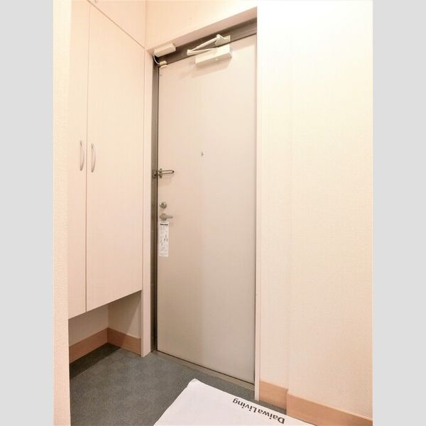 玄関 (玄関(室内側))