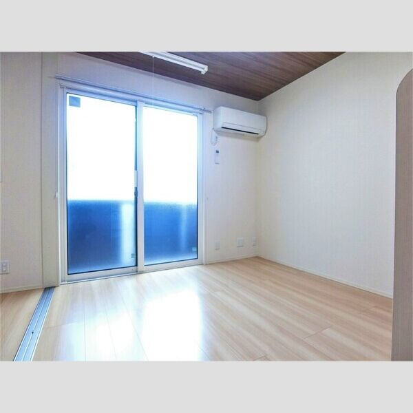 居室・リビング (LDK8.7帖(エアコン・室内物干し付き))