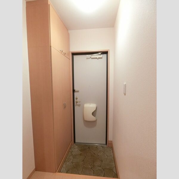 玄関 (玄関(室内側))