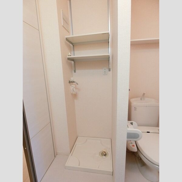 その他 (洗濯機置き場)