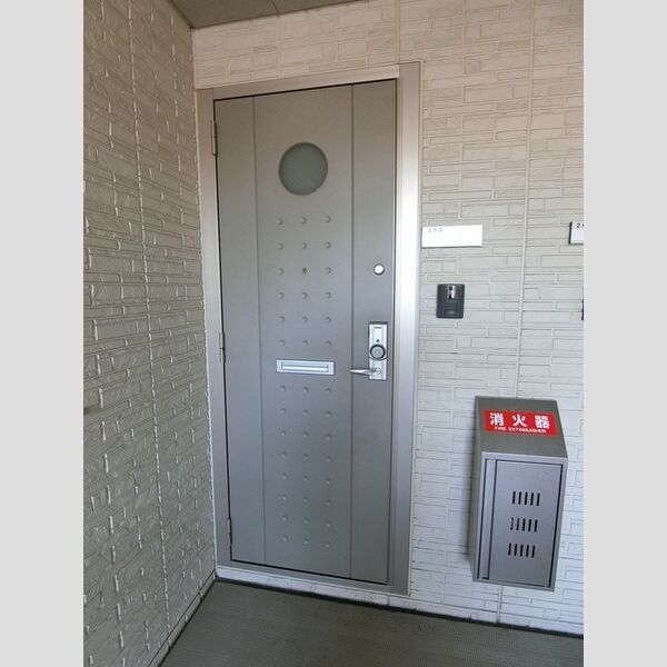 その他 (玄関)