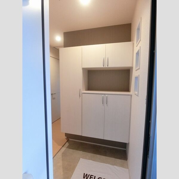 その他 (玄関スペース)