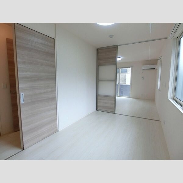 その他 (洋室5帖(室内物干し付き))