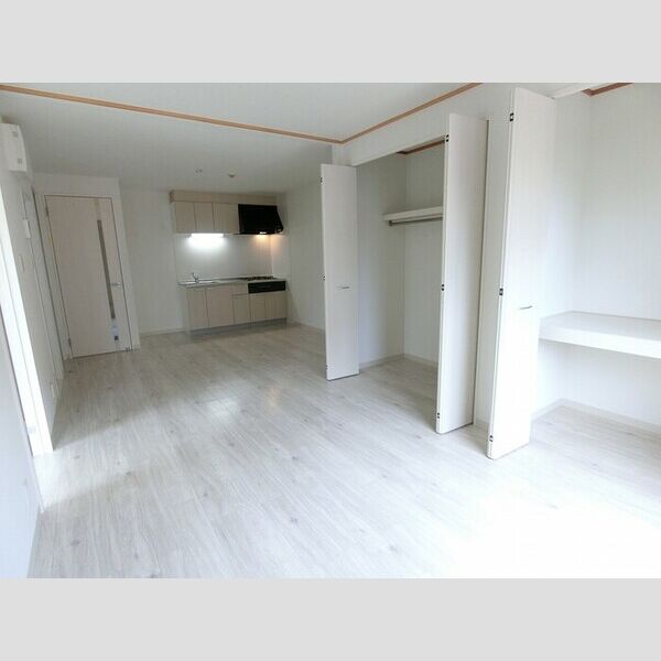 その他 (LDK13,5帖)