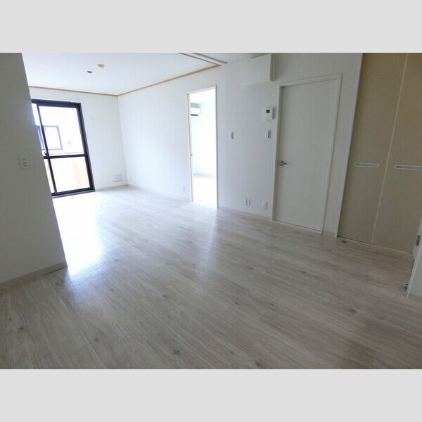 その他 (LDK13,5帖)