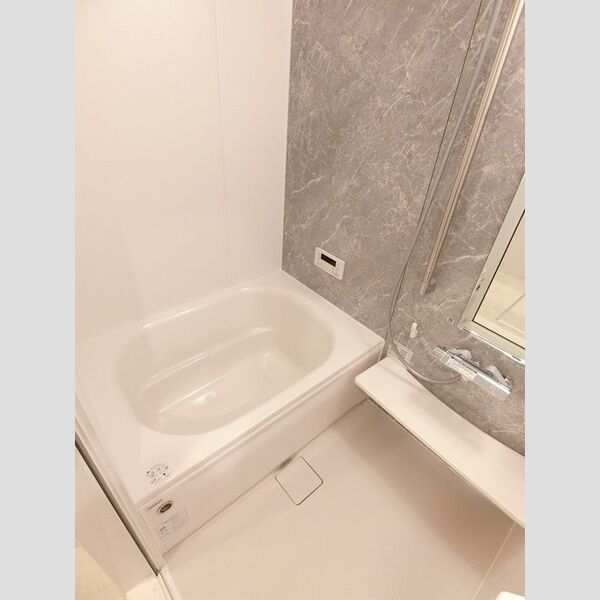 バス (浴室(都市ガス・浴室換気乾燥機・追い焚き給湯機付き))