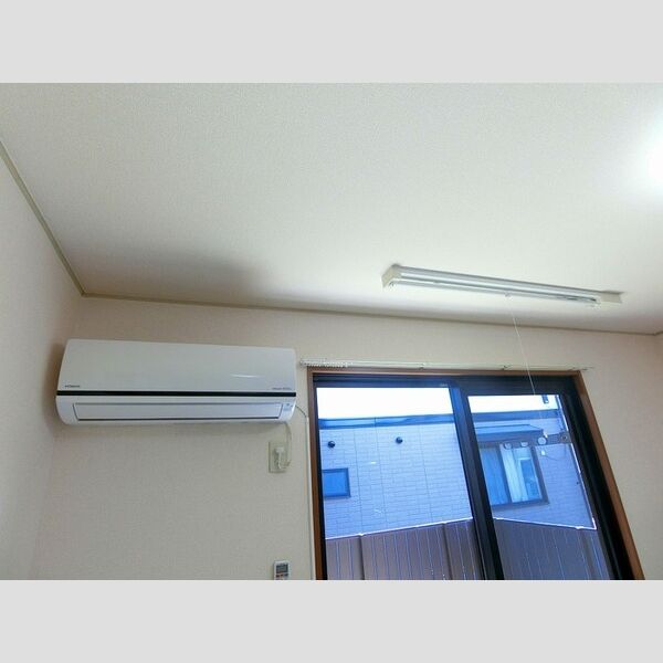 その他 (エアコン・室内物干し(LDK))