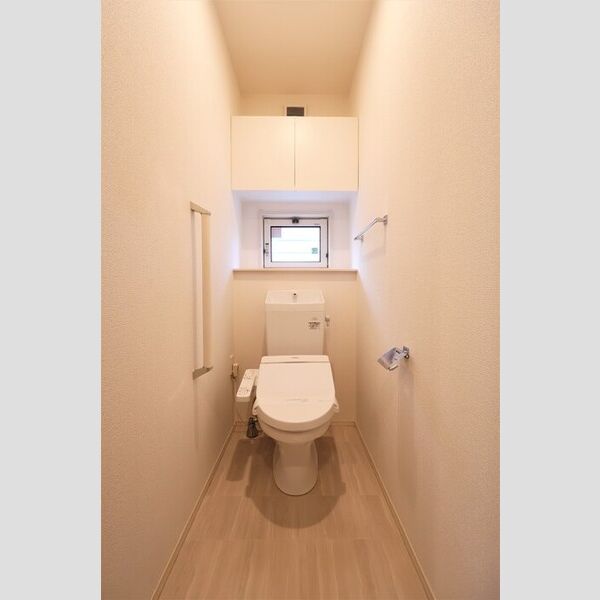 トイレ (トイレ(温水洗浄暖房便座))