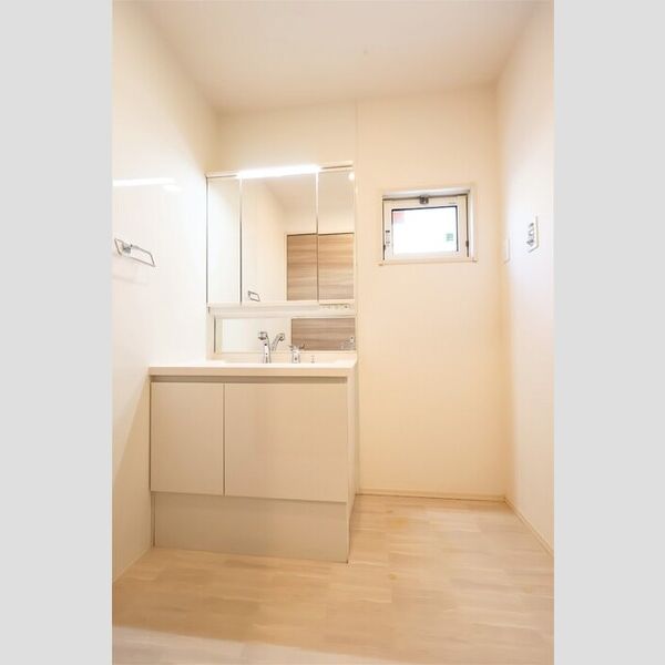 洗面所 (洗髪洗面化粧台)