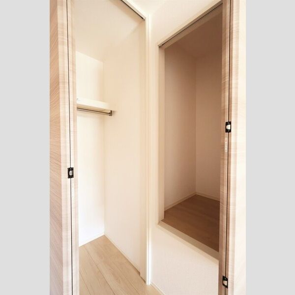 収納 (クローゼット(2階北洋室5.6帖))