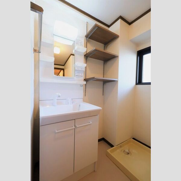 洗面所 (洗髪洗面化粧台)