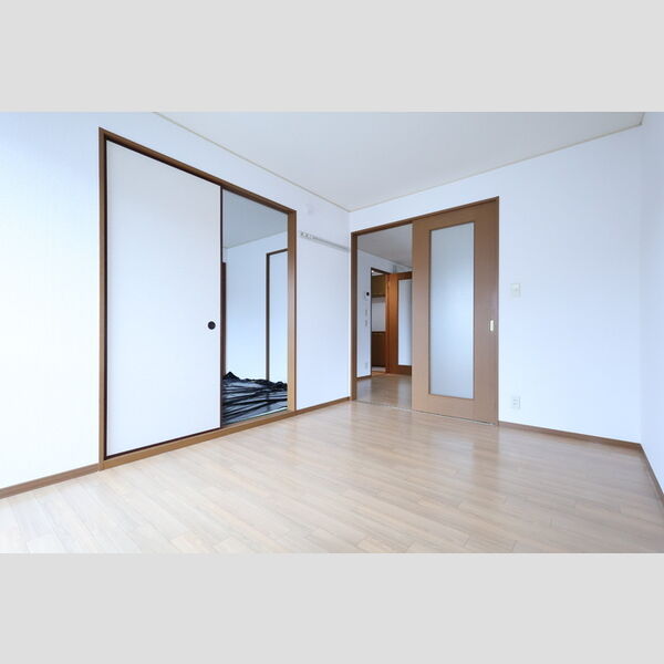 その他 (洋室6帖(エアコン付き))