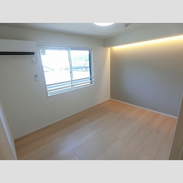 その他 (洋室6帖(エアコン付き))