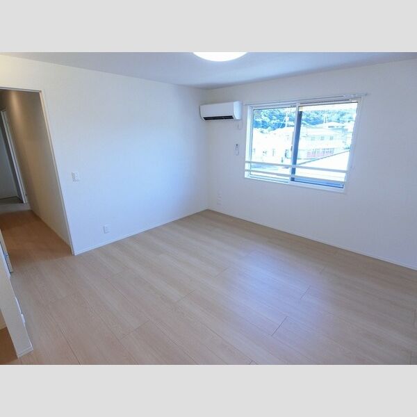 その他 (LDK12,6帖(エアコン付き))