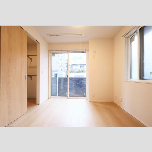 その他 (洋室4.6帖(室内物干し付き))