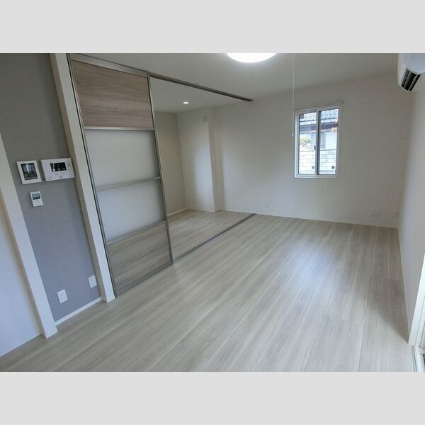 その他 (LDK12,2帖(エアコン・室内物干し付き))