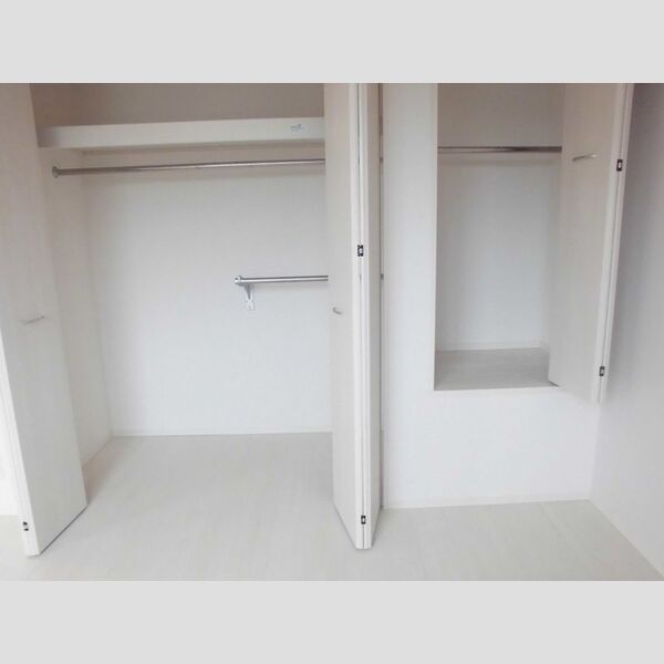 収納 (203号室:収納)