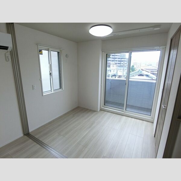 その他 (洋室3,8帖(室内物干し付き))