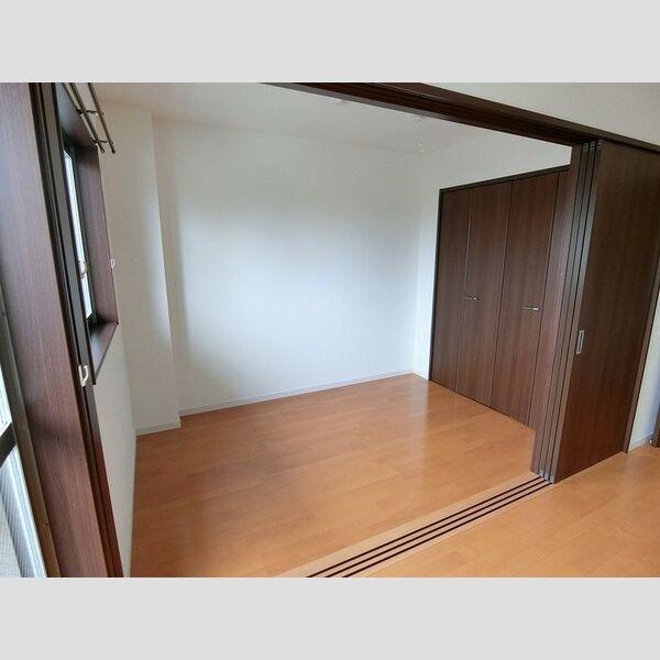その他 (洋室3,9帖)
