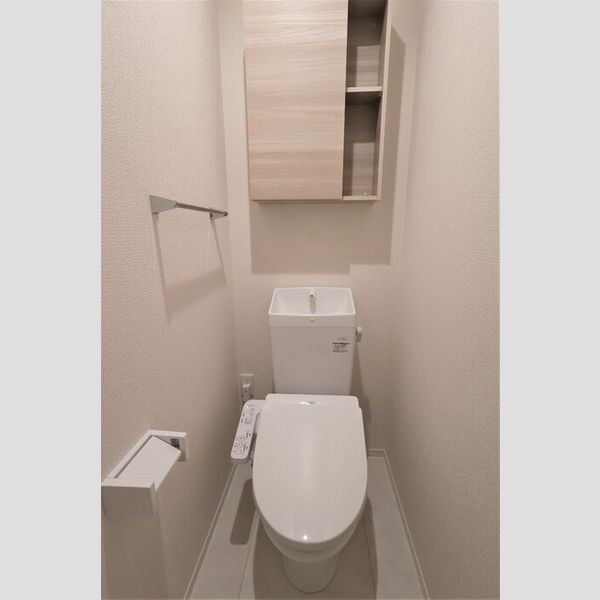 トイレ (トイレ(温水洗浄暖房便座))