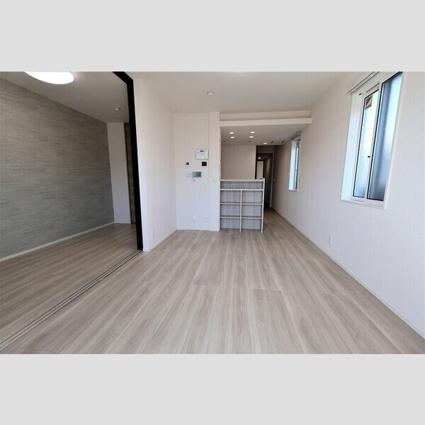 居室・リビング (LDK11.7帖(バルコニー側))