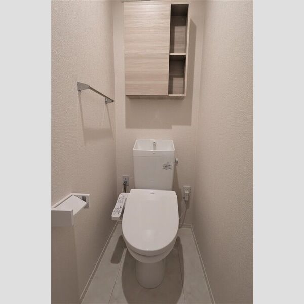 トイレ (トイレ(温水洗浄暖房便座))