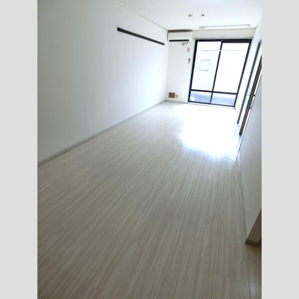 居室・リビング (LDK12.8帖(エアコン・室内物干し付き))