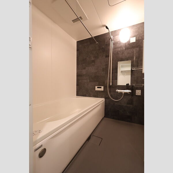 バス (浴室(追い焚き給湯))