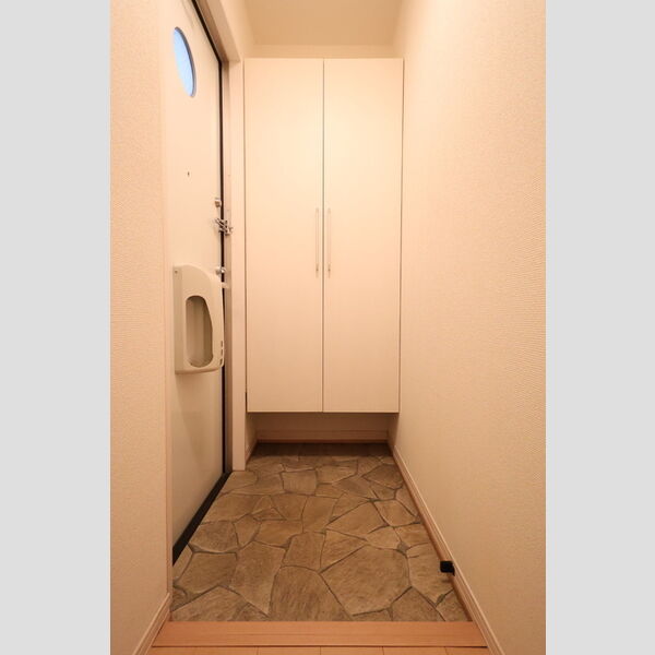 玄関 (玄関(室内側))