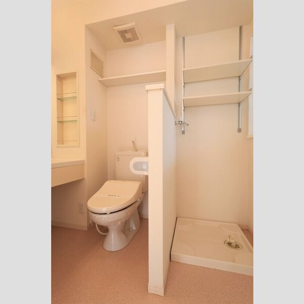 トイレ (温水洗浄暖房便座)