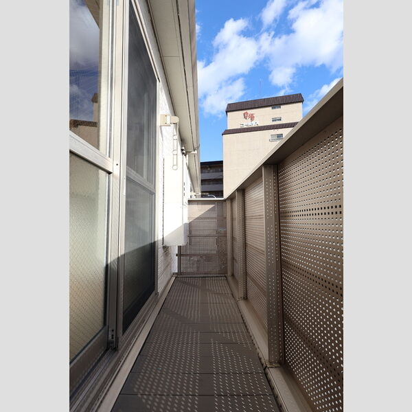 バルコニー・ベランダ (バルコニー)