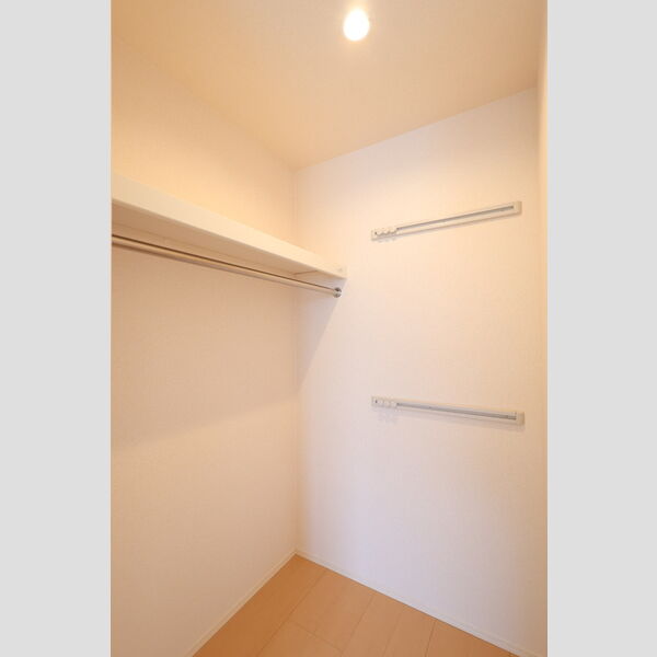その他 (ウォークインクローゼット(東洋室6帖))