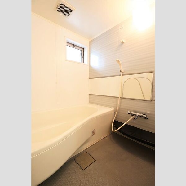バス (浴室)
