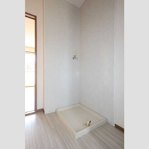 その他設備 (室内洗濯機置場)