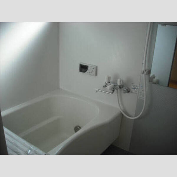 バス (A102:浴室)