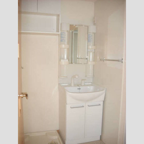 洗面所 (A102:洗髪洗面化粧台)