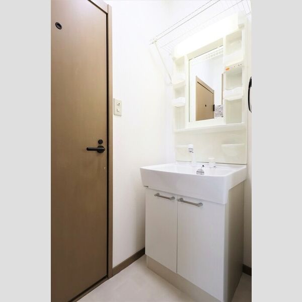 洗面所 (洗髪洗面化粧台)