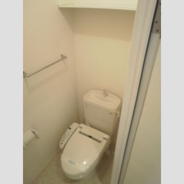 トイレ (B棟101:温水洗浄便座)