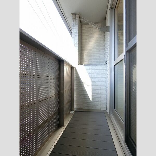 バルコニー・ベランダ (バルコニー)