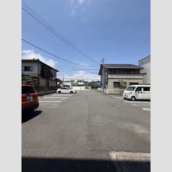 駐車場 (駐車場)