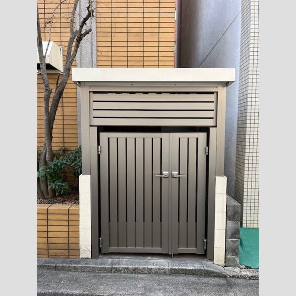 現地周辺 (ゴミステーション)