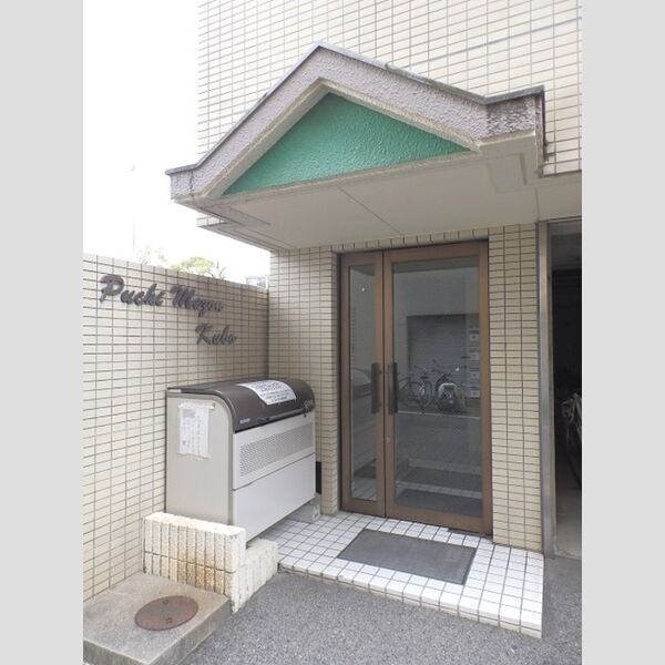 エントランス (エントランス)