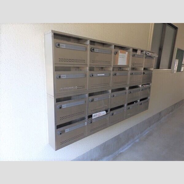 エントランス (エントランス)